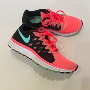 Nike Zoom Vomero Women’s Running Shoe - 8